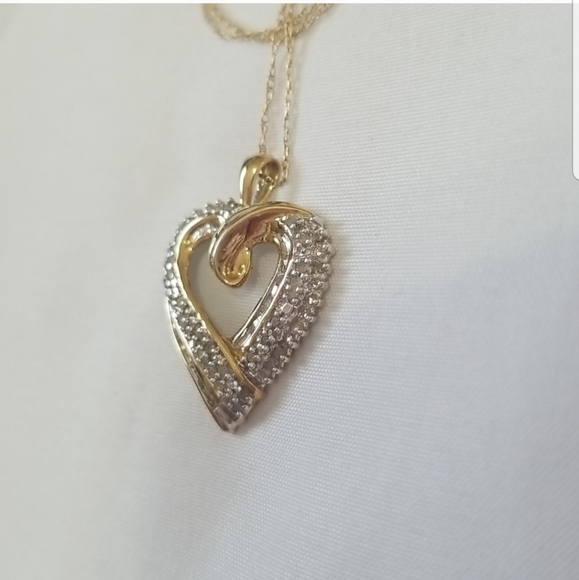 10K Yellow Gold Diamond Heart Necklace - Picture 4 of 11